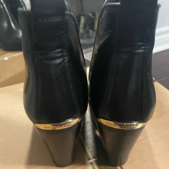 Michael Kors Vachetta bootie size 6 - Picture 4 of 6